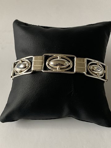 Elegant Bracelet in Silver
Stamped 830S
Length 19.7 cm