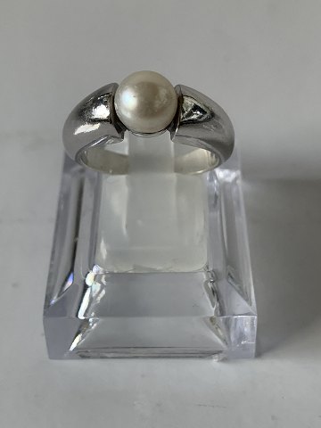 Damering med Perle i sølv 
Størrelse 57