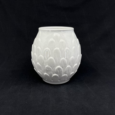 Hvid vase fra L. Hjorth