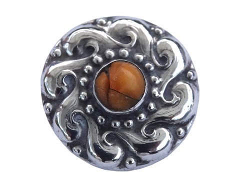 Dansk sølv
Art Nouveau broche med rav fra ca. 1900-1910