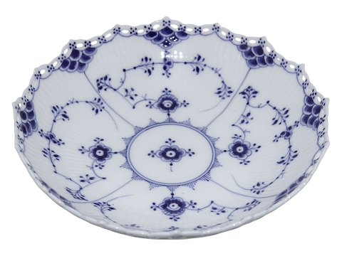 Blue Fluted Full Lace
Round bowl 20 cm. from 1898-1923