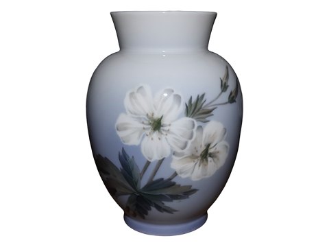 Royal Copenhagen
Vase with anemone