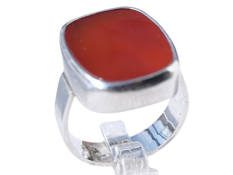 Sterling silver
Large mens ring with carnelian - Size 66