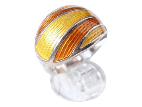 David Andersen sterling silver
Yellow and orange enamel ring - Size 49