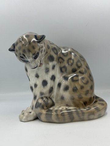 Royal Copenhagen leopard