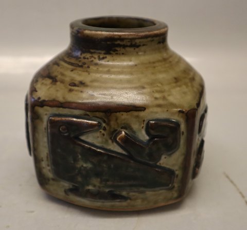 21925 Kgl. Vase med fugle 14 x 15 cm JM 1962 Kongelig Dansk Stentøj