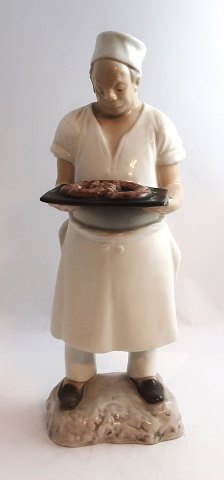 Bing & Grondahl. Porcelain figure. Baker. Model 2223. Height 29 cm. (1 quality)