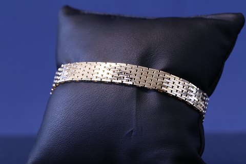item no: 
614854