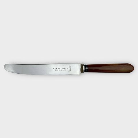 Knive
Stål med kunststof skafter
L. V. Erichsen
*30kr
