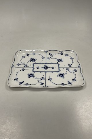 Royal Copenhagen Musselmalet Riflet Bakke No. 367