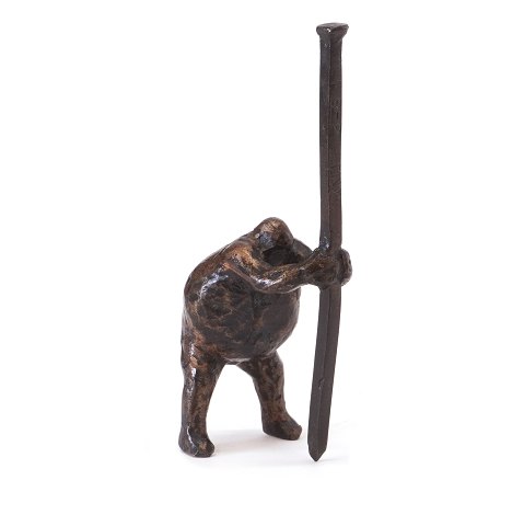 Keld Moseholm bronzefigur i form af mand med søm 
signeret. H: 11cm