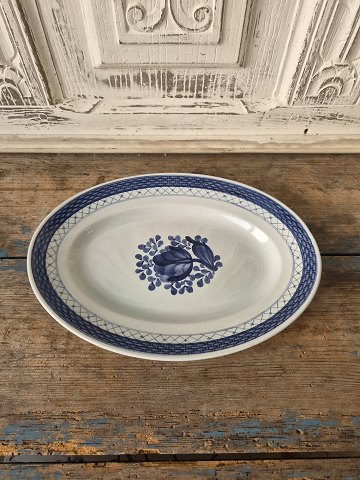 Aluminia - Royal Copenhagen Tranquebar fadNo. 11/927