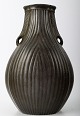 Just Andersen Art deco diskometal vase, nummer 2011.