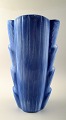 Gunnar Nylund, Rørstrand. Stor vase i keramik, blå glasur. 
