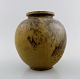 Rare Arne Bang ceramic vase.
Stamped AB 31.