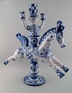 Kæmpestor Bjørn Wiinblad keramikfigur fra det blå hus.
Figur / lysestage rytter til hest med plads til tre lys.