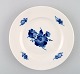 7 Royal Copenhagen blå blomst flettet, salattallerkener.
Dekorationsnummer 10/8094.