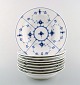 9 Royal Copenhagen Blue fluted porcelain dinnerware.
Porridge plate, soup plate no. 169.