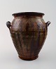 Gutte Eriksen, own workshop, pottery vase with handles.
