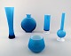 Samling svensk kunstglas, 5 turkise vaser i moderne design.
