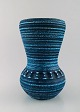Accolay, Fransk keramikvase. Turkis, stilrent design med striber.
