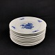 Harsted Antik 
presents: 
8 Blue 
Flower Dinner 
Plates from the 
19th Century
