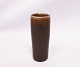 Keramik vase i brune farver af Edith Sonne for Saxbo.
5000m2 udstilling.