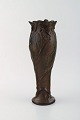 Charles Emile Jonchery (1873-1937). Stor art nouveau vase i bronze. Ca. 1900.
