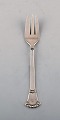 S. Chr. Fogh, 1912-1973. Danish silversmith. "Beaded" cake fork in hammered 
silver (830). 1930 / 40