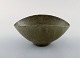 Arne Bang. Rare and early bowl in glazed ceramics. Model Number 7B. Beautiful 
glaze green grey shades. Ca. 1930.