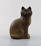 Lisa Larson for K-Studion / Gustavsberg. Cat in glazed ceramics. Late 20th 
century.