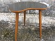 Small formica table
650kr