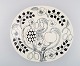 Birger Kaipiainen for Arabia. Large Paratiisi dish in porcelain. Late 20th 
century. 9 pcs in stock.
