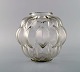Tidlig René Lalique Nivernais vase i kunstglas. Model 1005. Ca 1927.
