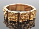 Antik 
Damgaard-
Lauritsen 
presents: 
A bracelet 
of 14k gold, 
Danish design