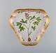 Royal Copenhagen Flora Danica compote in hand-painted porcelain with flowers and 
gold decoration. Model number 20/3511.
