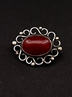Sterling sølv broche 3,1 x 2,5 cm. med rav