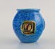 Aldo Londi for Bitossi. Vase i Rimini-blå glaseret keramik dekoreret med fugle. 
1960