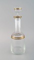 Nason & Moretti, Murano. Karaffel i mundblæst kunstglas med håndmalet turkis og 
gulddekoration. 1930