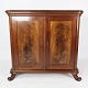 Cabinet of mahogany on feet, in great antique condition from 1890.
5000m2 showroom.