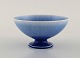 Sven Wejsfelt (1930-2009), Gustavsberg Studiohand. Unique bowl on base in glazed 
ceramics. Beautiful glaze in shades of blue. Dated 1986.
