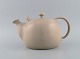 Kähler, Denmark. Large teapot in glazed ceramics. Beautiful glaze in sand 
shades. 1960s.
