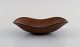 Gunnar Nylund for Rörstrand. Bowl in glazed ceramics. Beautiful glaze in brown 
shades. Mid-20th century
