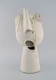 Christina Muff, dansk samtidskeramiker (f. 1971). Stor kubistisk unika skulptur 
i glaseret stentøjsler. "Silent scream". 
