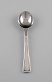 Rare Georg Jensen Koppel cutlery. Dessert spoon in sterling silver and stainless 
steel. Five pieces in stock.
