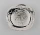 Svend Hammershøi for Kähler. Bowl in glazed stoneware. Beautiful gray-black 
double glaze. 1930s / 40s.
