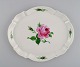 Meissen Pink Rose tray in hand-painted porcelain with gold edge. Early 20th 
century.
