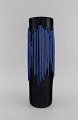 Carl Harry Stålhane (1920-1990) for Rörstrand. Large Andalusia vase in glazed 
ceramics. Beautiful glaze in deep blue shades. 1960s.
