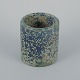 Arne Bang, lille keramikvase i spættet glasur i blå og grønne toner. 
1940/50’erne