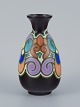 Gouda, Holland, art nouveau hånddekoreret keramikvase.